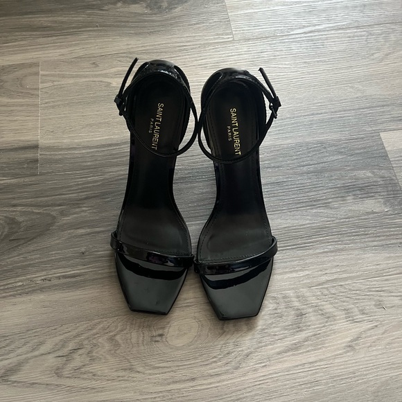 Saint Laurent Glossy Black Heels - Picture 1 of 6